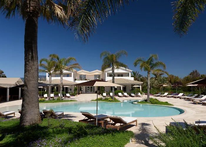 Sant Efis Hotel