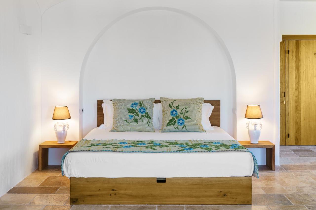 Sant Efis Hotel
